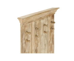 Patina panelů šatní skříně