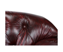 Dvoumístná pohovka Chesterfield Hereford z červené pravé kůže