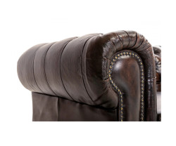 Třímístná pohovka Chesterfield z pravé hnědé kůže